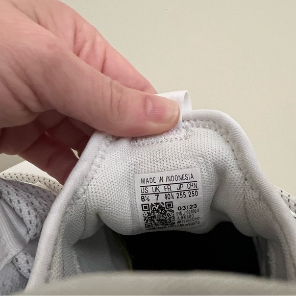 Adidas Kaptir Flow, 8.5 - Picture 7 of 7